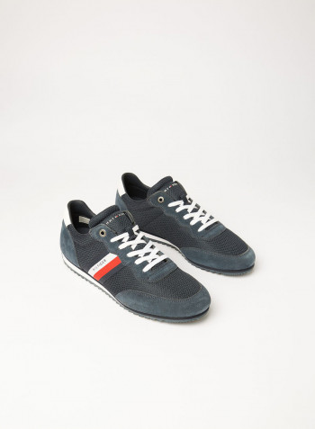 Essential Mesh Sneaker Navy