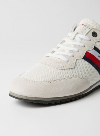 Essential Mesh Signature Tape Sneaker White