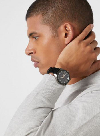 Men's Water Resistant Leather Analog Watch 2010982