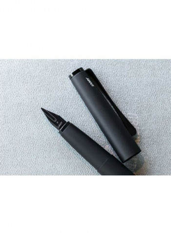 Studio LX Fountain Pen Black