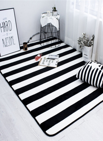 Striped Pattern Rectangular Carpet Black/White 150x190centimeter