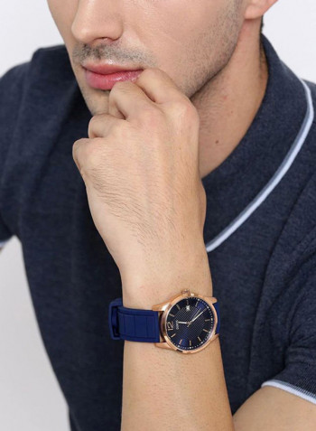Men's Resin Analog Watch W0991G4