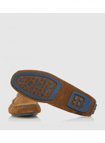 حذاء لوفر بدون كعب Brown
