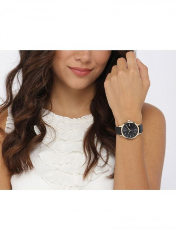 Women's Water Resistant Analog Watch 2001090