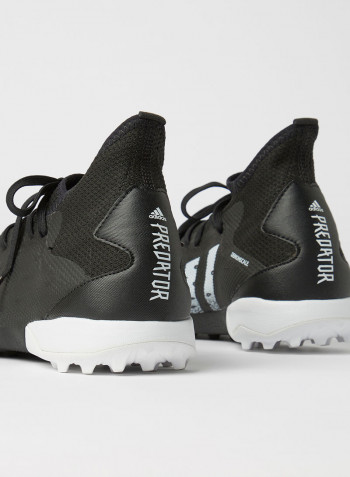 Predator Freak.3 Turf Shoes أسود