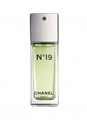 No.19 EDT 50ml reviews No.19 EDT 50ml