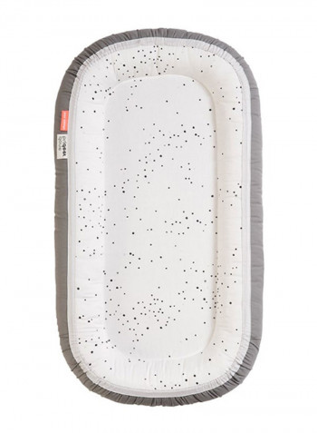 Dreamy Dots Cozy Baby Nest