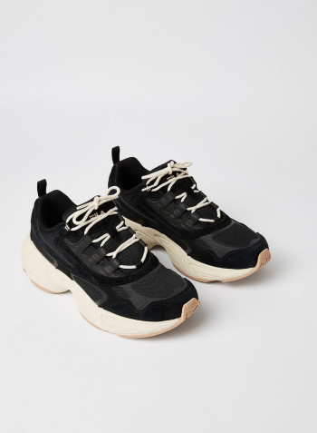 Hypercube Sneakers Black