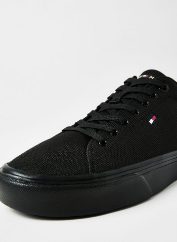 Signature Tape Lightweight Sneakers Black