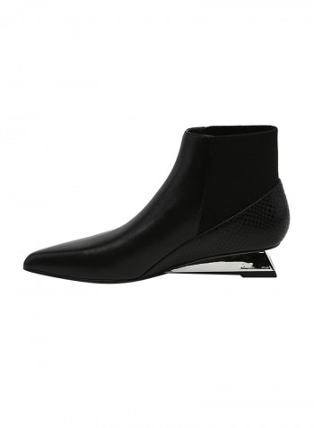 Lev Booties Black