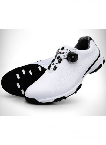 Buckle Golf Sneakers
