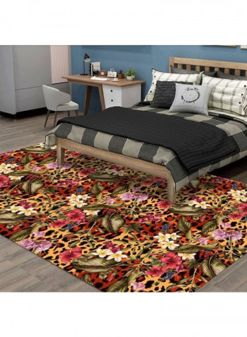 1-Piece Floral Patterned Modern Style Floor Carpet Multicolour 140x200cm