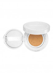 Cushion Compact Broad Spectrum Powder Foundation SPF 50 204 Light/Medium