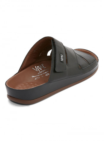 Leather Arabic Sandals Black