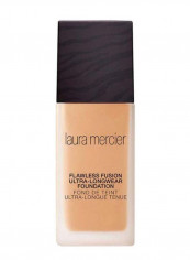 Flawless Fusion Ultra-Longwear Foundation Honey reviews Flawless Fusion Ultra-Longwear Foundation Honey