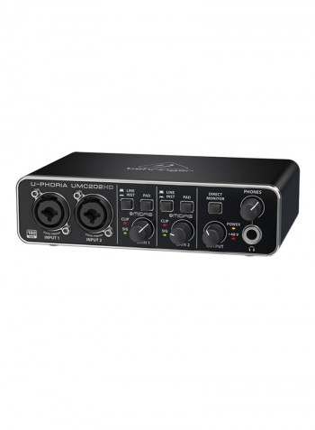 U-Phoria Amplifiers/Pre-Amplifiers UMC202HD Black