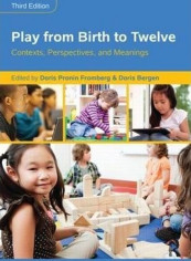 Play From Birth To Twelve: Contexts, Perspectives, And Meanings Paperback English