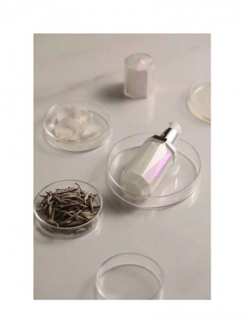 Skin Essence 4.5x4.5x12.5cm