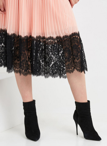 Retro Inspired Midi Skirt Peach/Black