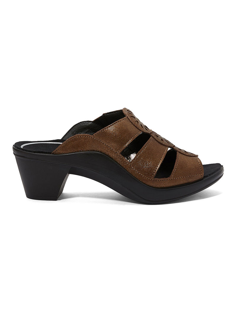 Casual Slip-On Wedge Sandals Brown