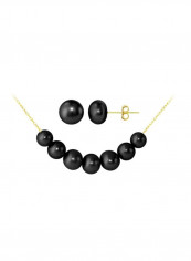 3-Piece 18 Karat Gold Pearl Necklace And Earrings Set