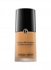 Luminous Silk Foundation 5.25 Medium reviews Luminous Silk Foundation 5.25 Medium