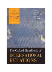 The Oxford Handbook Of International Relations Paperback