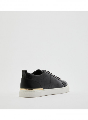 Dilathiel Stitching Pattern Sneakers Black