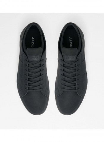 Prayrien Low Top Sneakers Black
