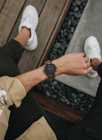Men's Leather Analog Wrist Watch 28000070-D
