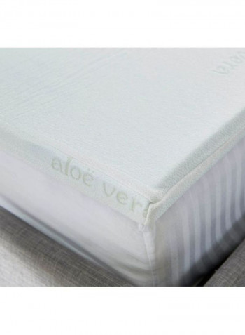 Mattress Topper Polyester Light Green 200x200cm