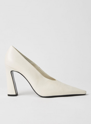 Plain Slip On Pumps Offwhite