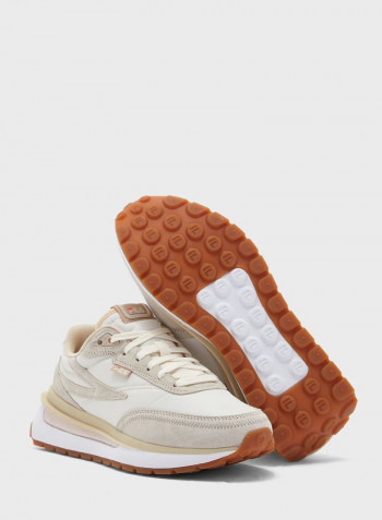 Women's Solstice Low Top Sneakers White/Grey