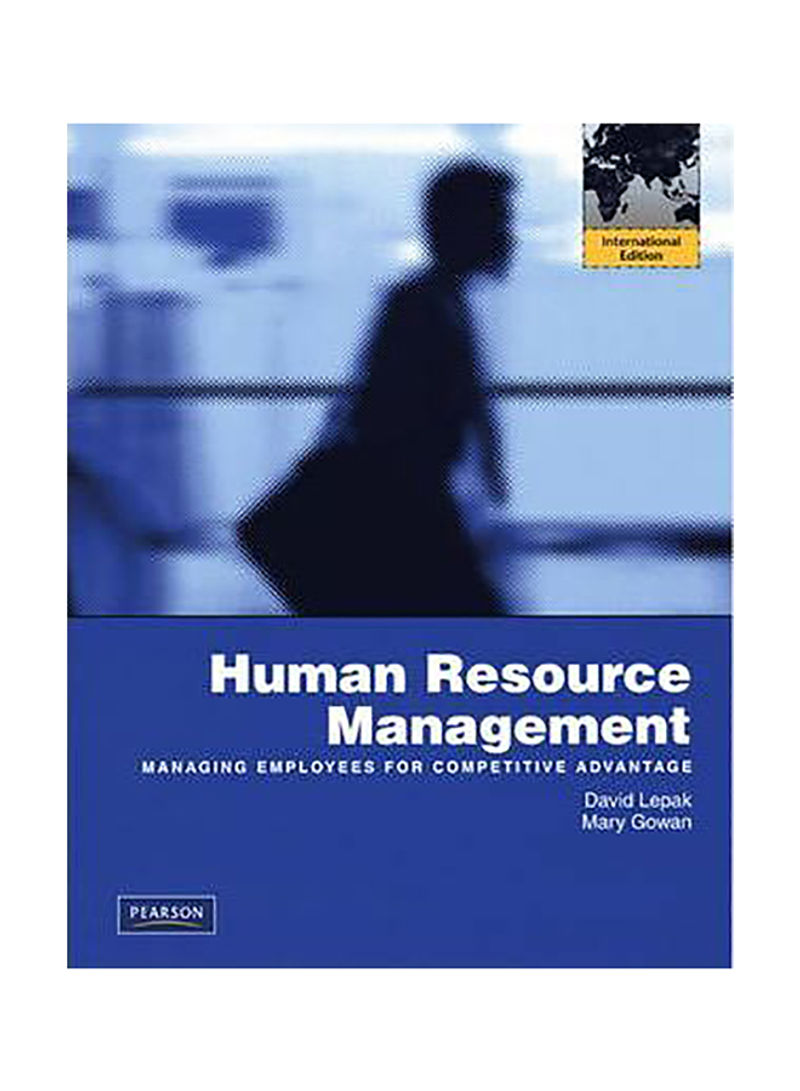 Human Resource Management : International Edition Paperback