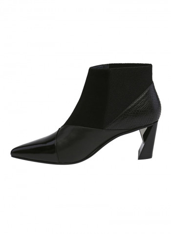 Zink Patch Booties Black