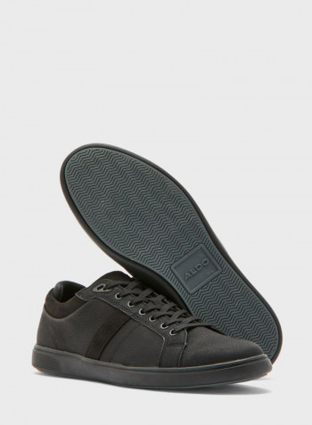 Anti-Skid Low Top Sneakers Black
