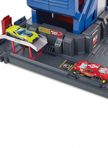 City Mega Garage Connectable Play Set FTB68