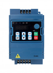 Spindle Inverter 3 Phase Frequency Inverter For Motor Speed Controller VFD Multicolour