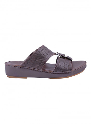 Textured Strap Arabic Sandals Brown