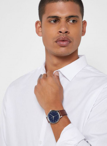 Men's Stand Water Resistant Analog Watch 1530076