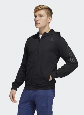 Aero Hooded Jacket أسود