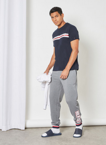 Signature Cuff Tapered Joggers Grey