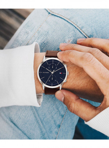 Men's Leather Analog Wrist Watch 1710436