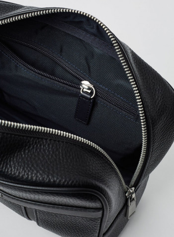 Downtown Metal Logo Washbag Black
