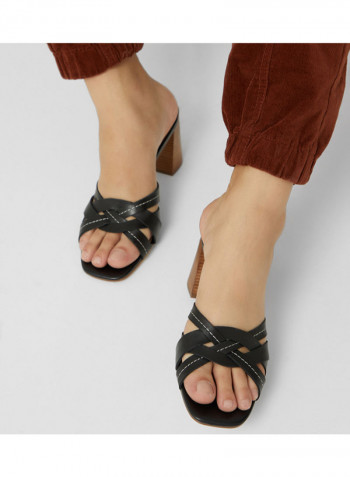 Johana Di Stitched Woven Upper Open Toe Sandals Black