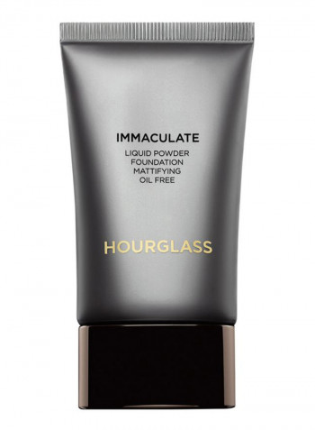 Immaculate Liquid Powder Foundation Porcelain