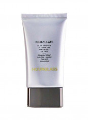 Immaculate Liquid Powder Foundation Golden reviews Immaculate Liquid Powder Foundation Golden