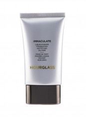 Immaculate Liquid Powder Foundation Porcelain reviews Immaculate Liquid Powder Foundation Porcelain
