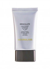 Immaculate Liquid Powder Foundation Pearl reviews Immaculate Liquid Powder Foundation Pearl