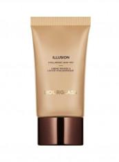 Illusion Hyaluronic Skin Tint Golden Medium reviews Illusion Hyaluronic Skin Tint Golden Medium